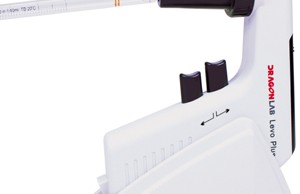 PIPETTATORE AUTOMATICO LEVO PLUS MOTORIZED PIPETTE FILLER